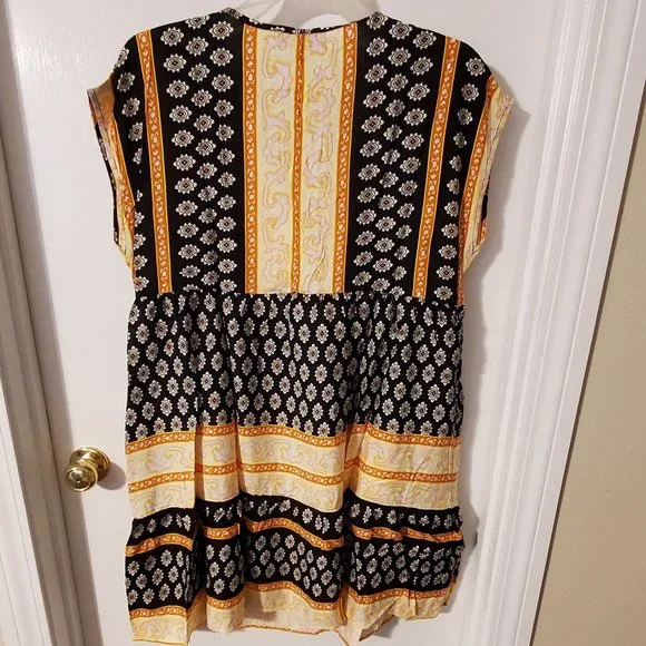 Suzanne Betro Black & Yellow Abstract Print Casual Dress (XL-14) - Picture 5 of 6
